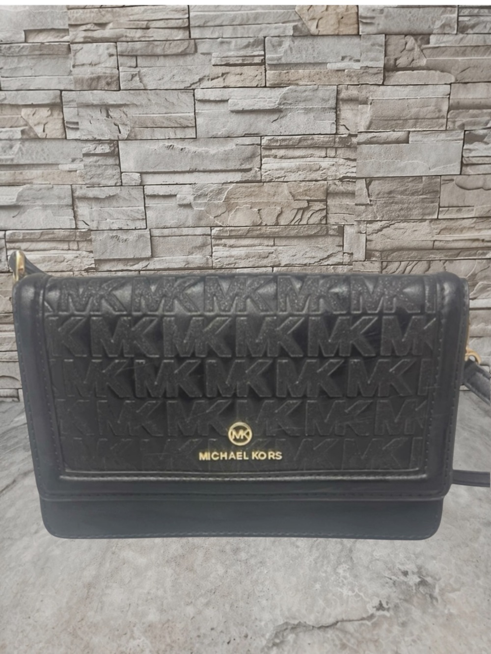 Michael Kors Charm Black Glitter Phone Wallet Crossbody